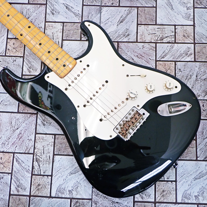 Fender Japan ST57　フェンダージャパンQシリアル