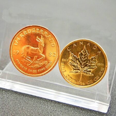 1万円　記念硬貨　　2枚です 2/4 日本国際博覧会記念1万円金貨 k24 15.6g 買取致しました