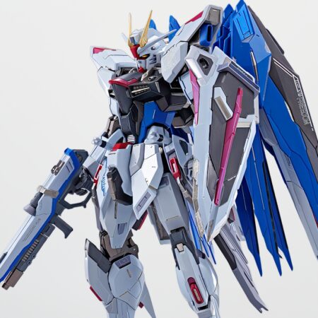 METAL BUILD フリーダムガンダム CONCEPT 2 SNOW SPARKLE Ver.
